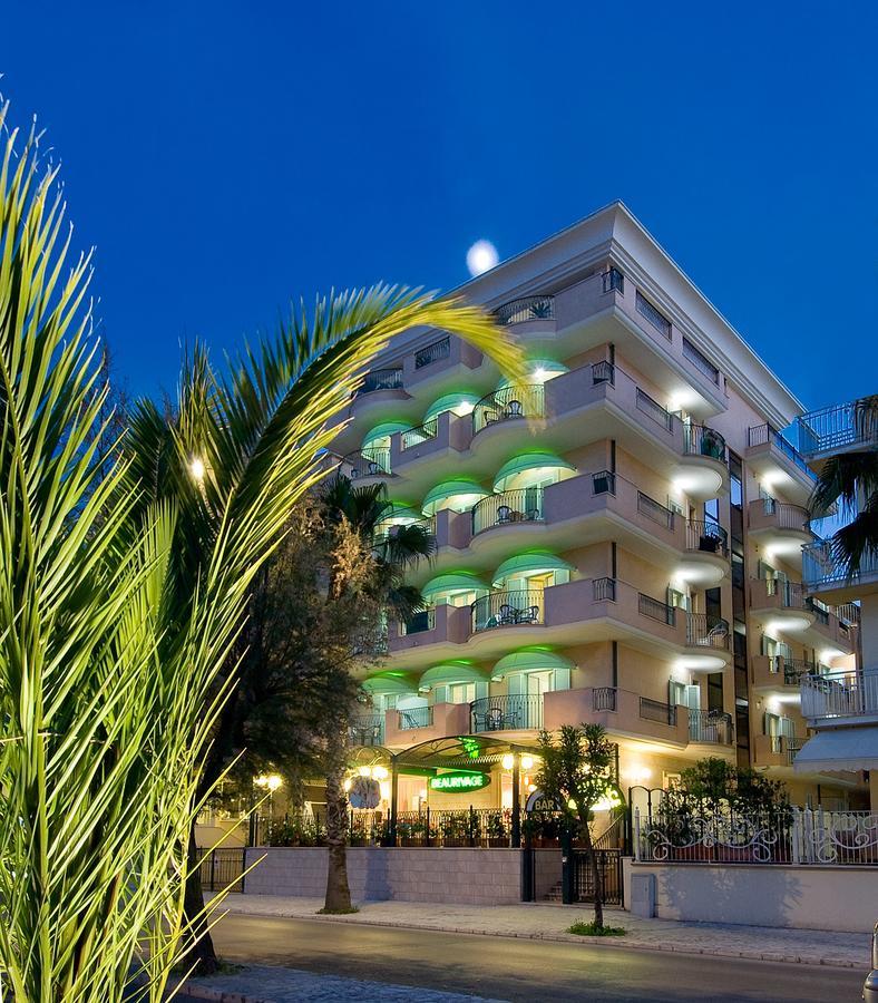 Aparthotel Beaurivage à San Benedetto del Tronto Extérieur photo