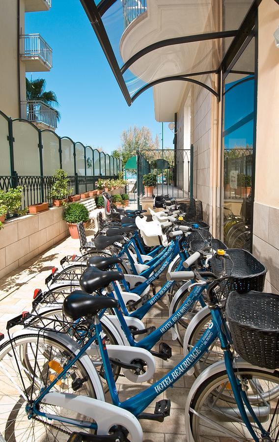 Aparthotel Beaurivage à San Benedetto del Tronto Extérieur photo