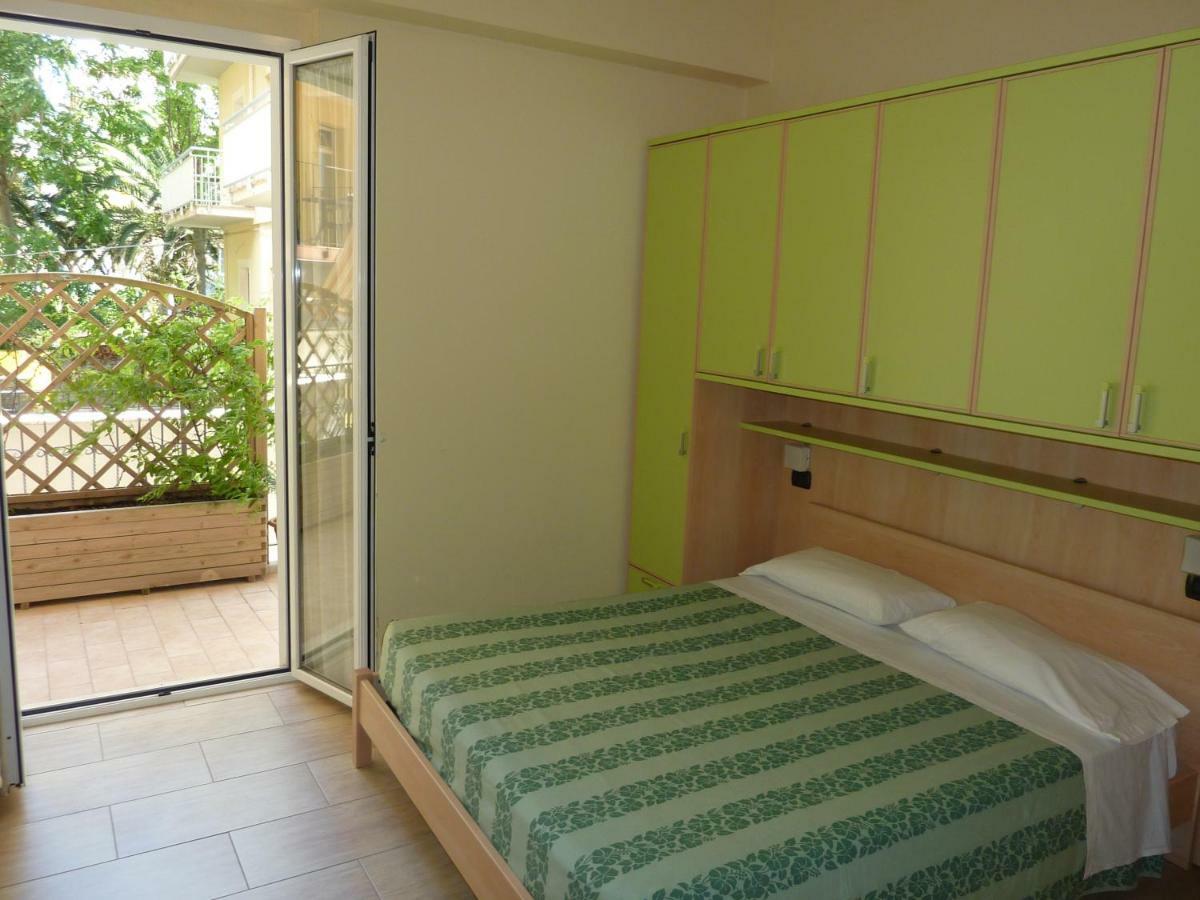 Aparthotel Beaurivage à San Benedetto del Tronto Extérieur photo
